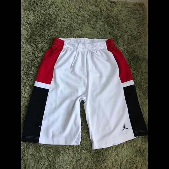 jordan shorts black red